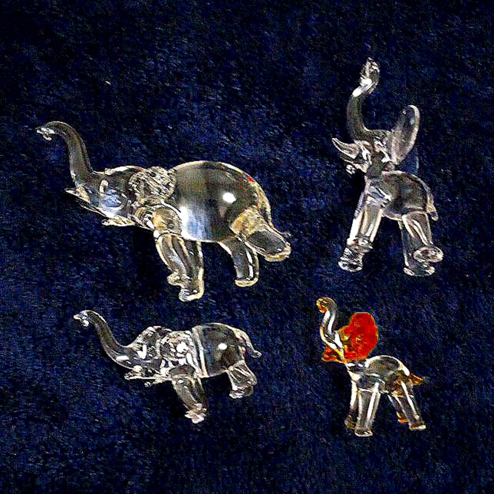 VINTAGE QUALITY CRYSTAL GLASS ELEPHANT COLLECTIBLE SCULPTURES DECO FIGURINES LOT